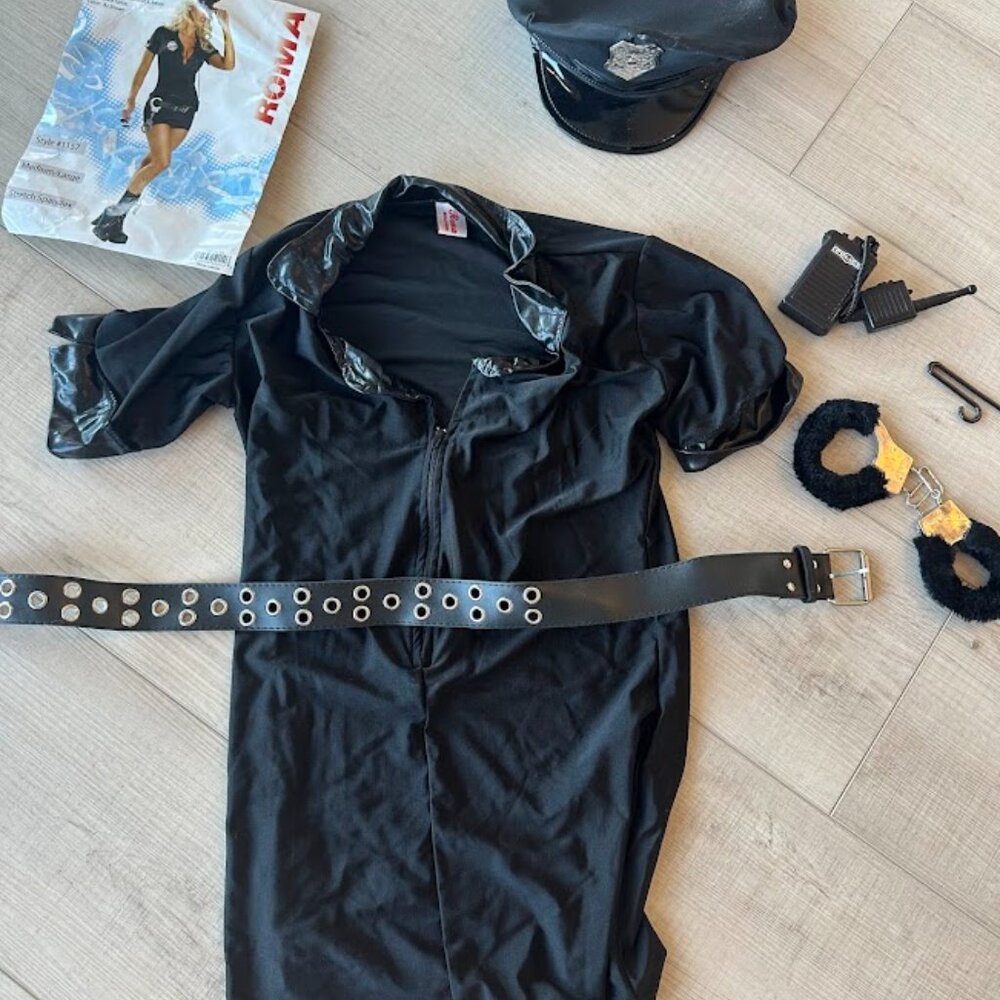 Women's Traffic Cop Costume- Size M - Upgraded handcuffs
